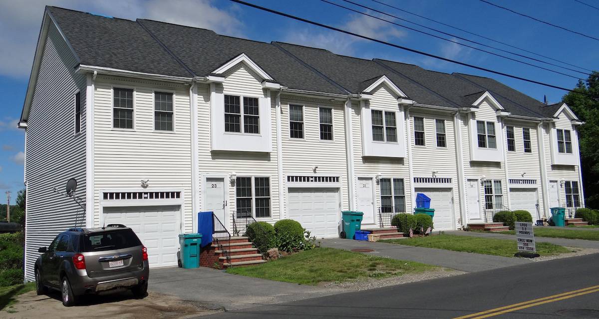 Roof replacement in Upton MA by Roofing Contractor Northeast Home